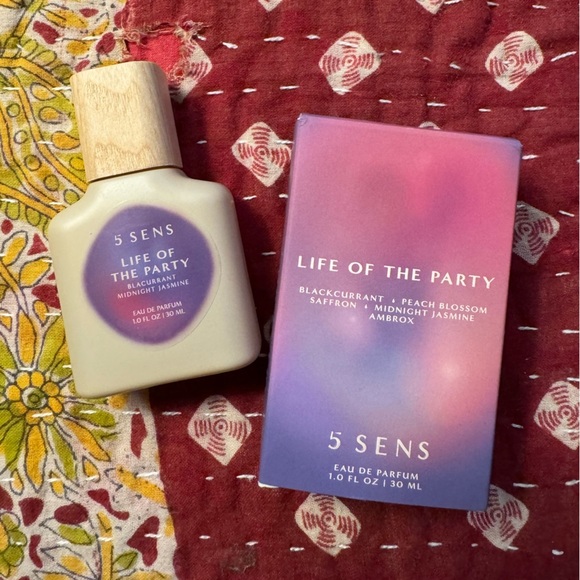 NIB: 5 Sens Life Of The Party Eau De Parfum• Full Size - Picture 1 of 5